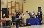  (photo)