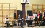  (photo)