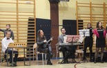  (photo)