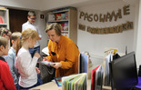  (photo)