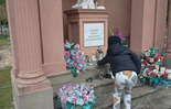  (photo)