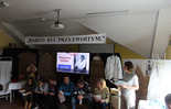  (photo)