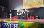  (photo)