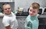  (photo)
